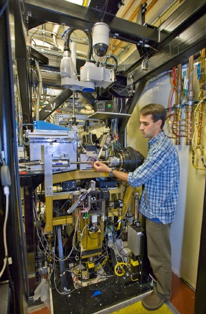 Greg Hura at the Sibyls beamline at the Advanced Light Source at Berkeley Lab. The beamline has two interchangeable end stations, one for macromolecular crystallography and one for small angle X-ray scattering (SAXS). Photo: Lawrence Berkeley National Lab - Roy Kaltschmidt, photographer
