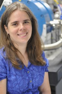Mayly Sanchez, an Argonne particle physicist, received an Outstanding Technical Achievement Award from HENAAC, the Hispanic Engineer National Achievement Award Corporation.