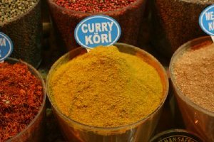 Yellow curry contains curcumin, a promising disease-fighter. Scientists developed nano-sized capsules containing the curry ingredient in an effort to improve its absorption and effectiveness in the body. Credit: Wikimedia Commons