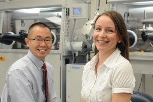 Argonne materials scientist Dillon Fong (left) and nanoscientist Elena Shevchenko received 2009 Presidential Career Awards for Scientists and Engineers