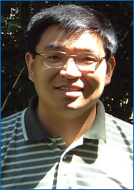 Associate Professor Simon Ringer