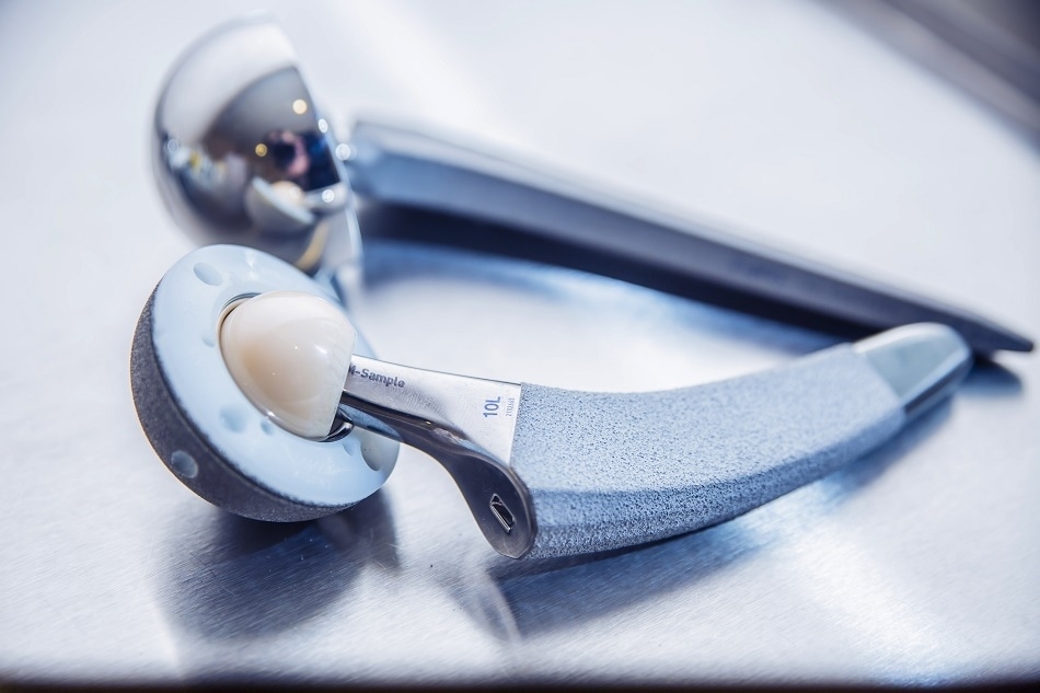 Bioceramic Implant Fixation