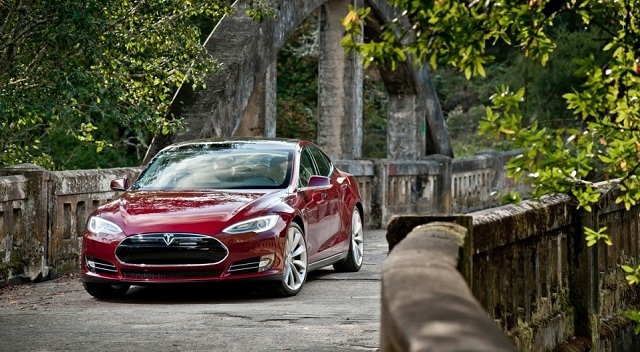 Electric cars like the Tesla Model S rely on heavy, inefficient batteries to power them. Advanced engineering can overcome this barrier to some extent, but battery technology is still hampering widespread adoption of electric vehicles