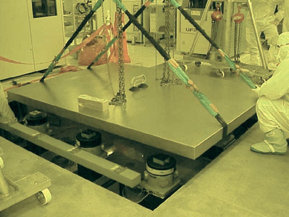 Floor Vibration Control for NanoTech Facilities