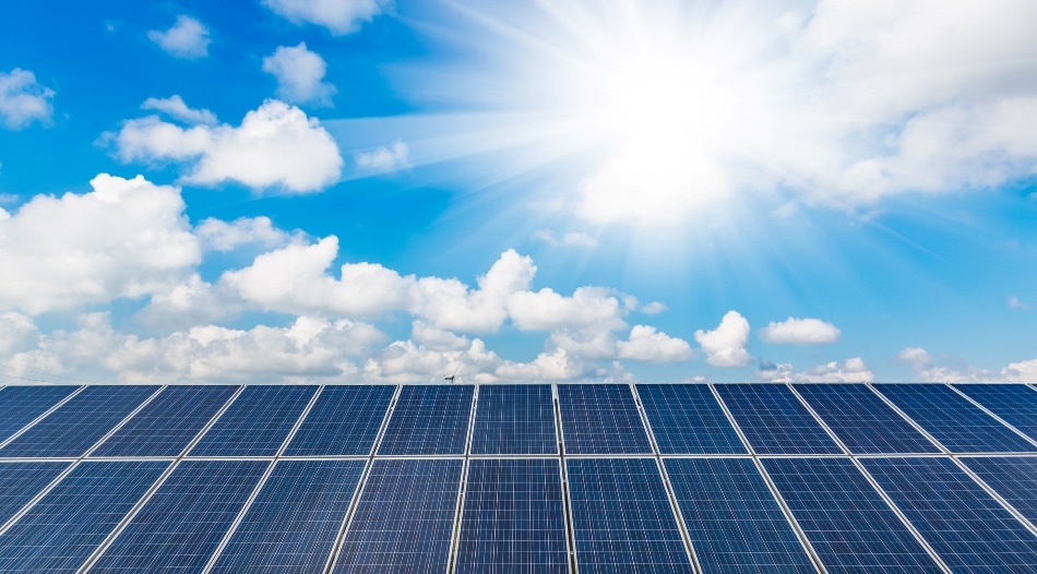 Graphene Solar Cells