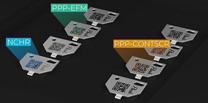 The QR code reader identifies the probe type by reading the QR-codes on the chip carriers in the probe cassette.