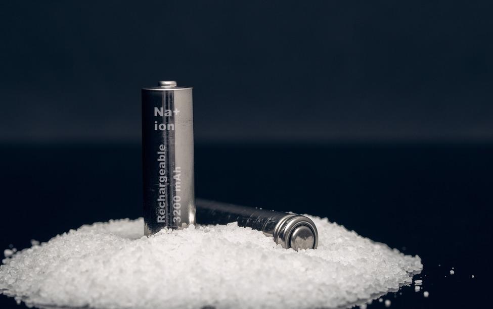 Janus Graphene: Enhancing Electrode Production for Sodium Batteries
