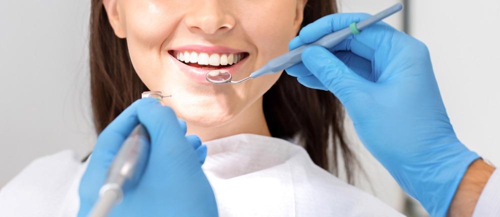 dentist, nanocomposite resins