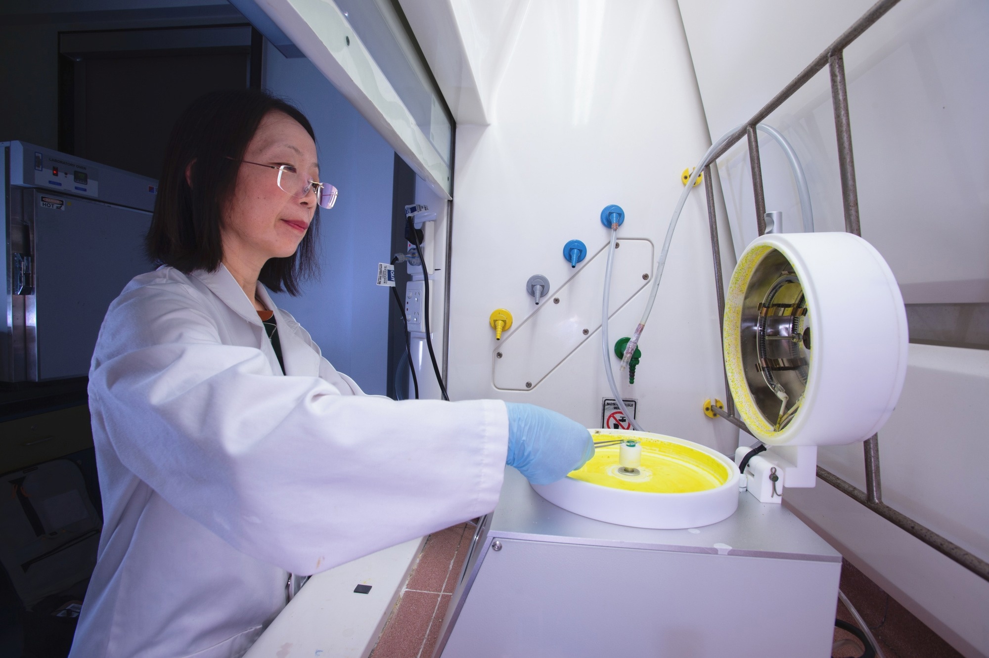 Professor Hongxia Wang is working on a project to produce ultra-low cost, flexible perovskite solar cells.