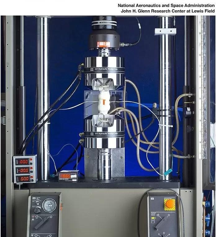 Modern fatigue test machine