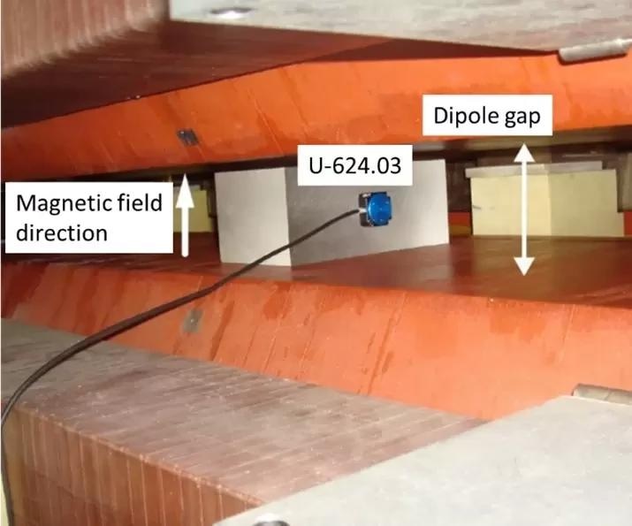 Large Dipole Magnet with U-624.03 miniature rotary stage