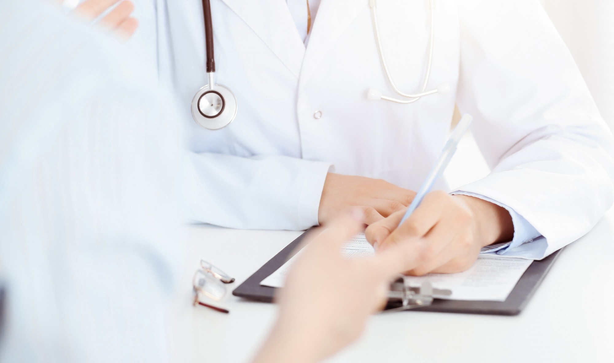 Photothermal Spectroscopy and Therapy in Cancer Diagnosis and Treatment