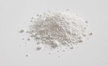 Titanium (IV) Oxide (TiO2) Nanopowder - Features and Properties