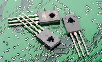 Nanowires Used In Novel Hybrid Transistor - New Technology