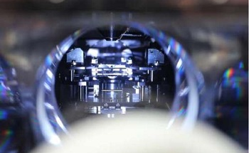 Characterising Nanostructures with a Hybrid AFM-SEM System