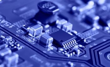 Is Nanoscale Silicon Still Efficient Being Used as a Semiconductor?