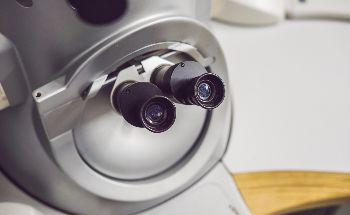 Measuring Nano-Objects with Transmission Electron Microscopy