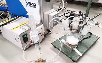 Real-Time Monitoring of Nanoparticle Growth During Crystallization and Synthesis through Spatially Resolved Dynamic Light Scattering