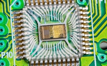 The Investigation and Optimization of Piezo Actuators and Photodiodes