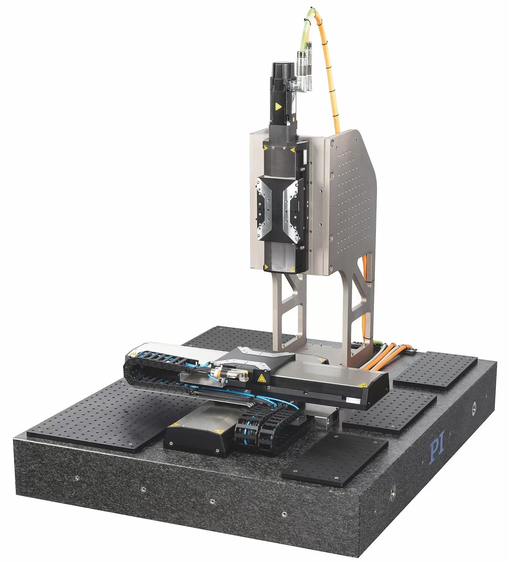X-417.2xx with accessories: XYZ system on granite plate (image without controller); X-417.Z02 breadboard set.