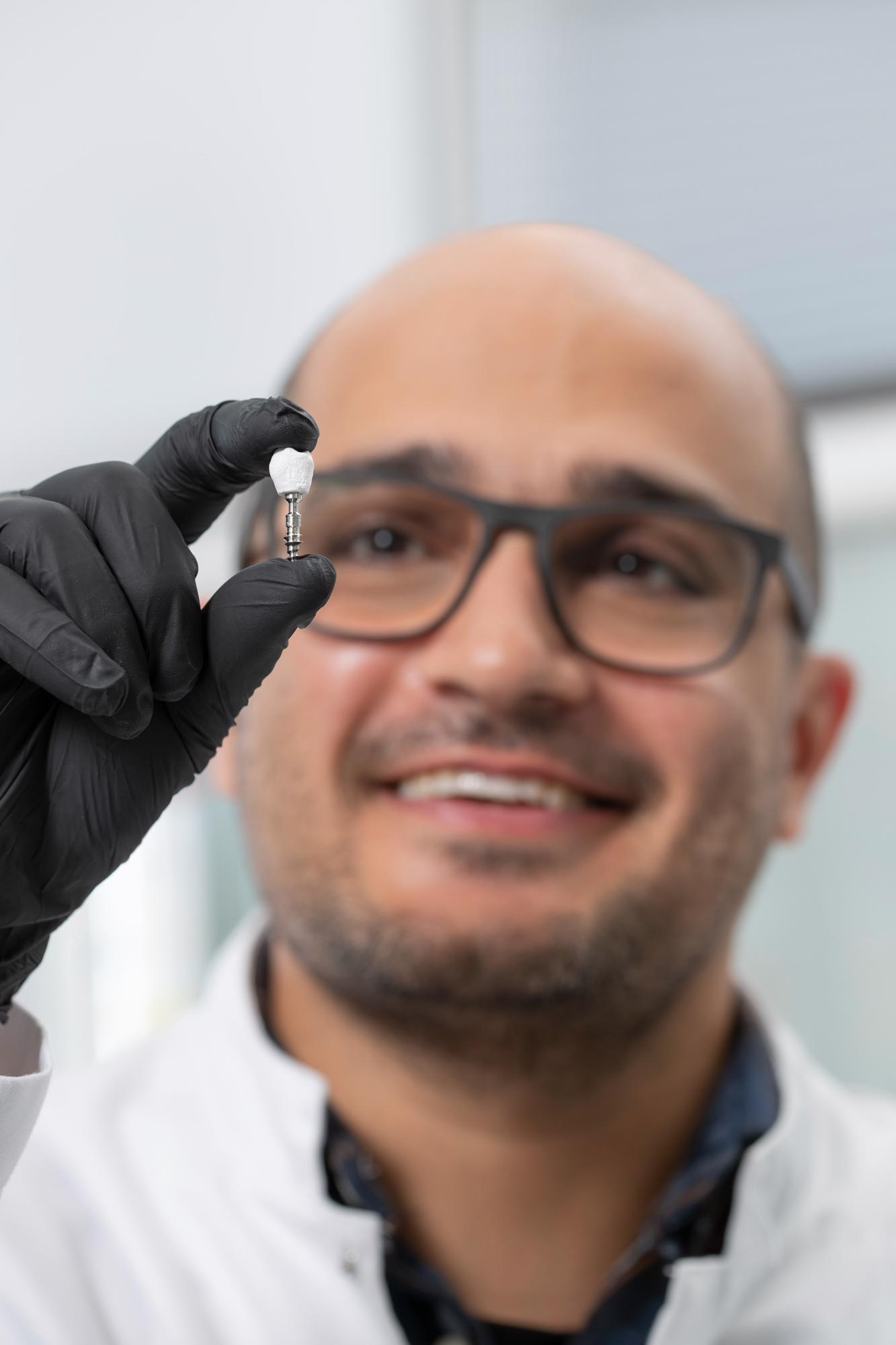 New Dental Implant Crowns Made of Cellulose-Based Nanocomposites.