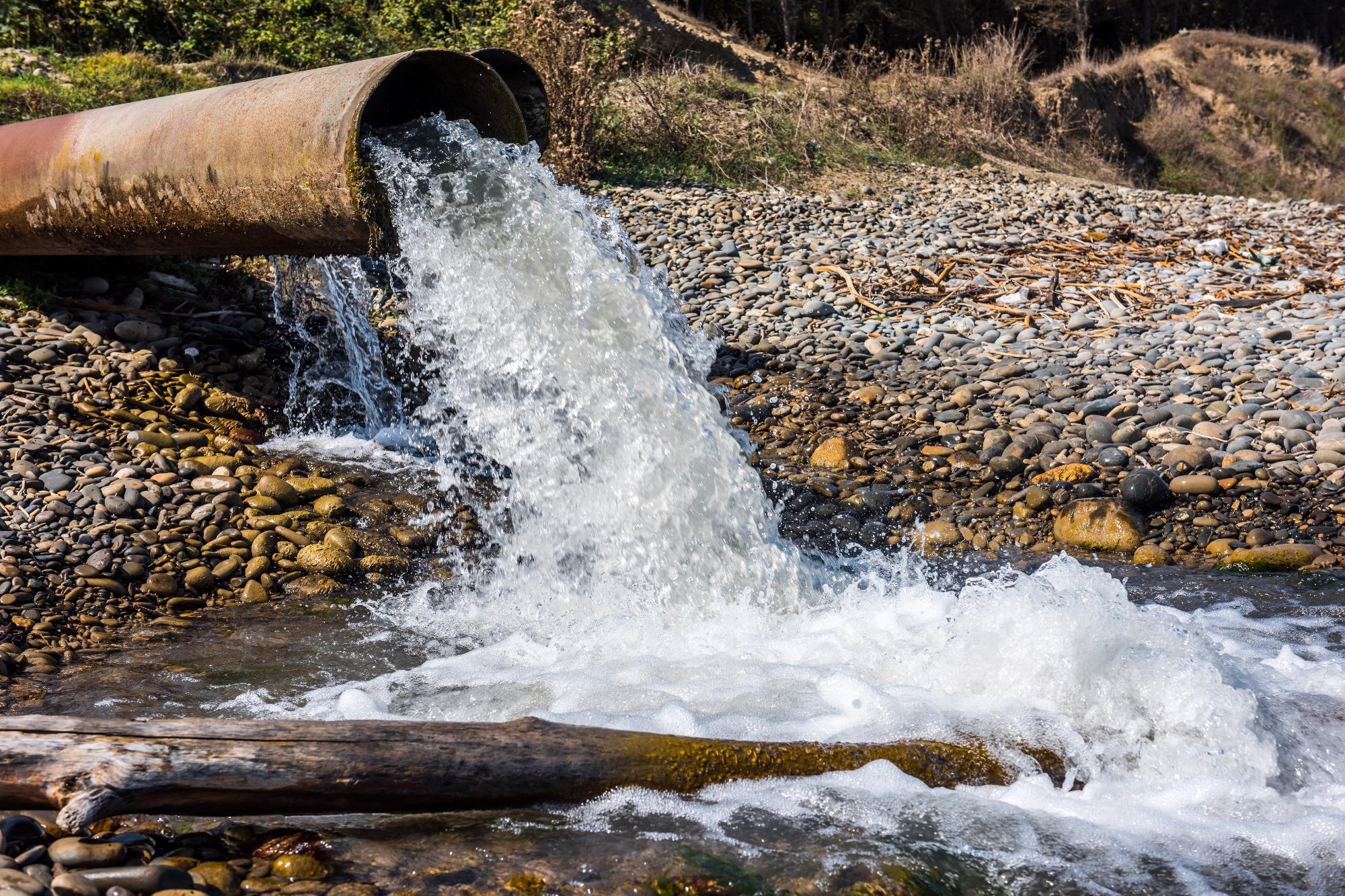 Eco-Friendly Reusable Nanocomposite-Based Approach Removes Toxic Dyes From Water.