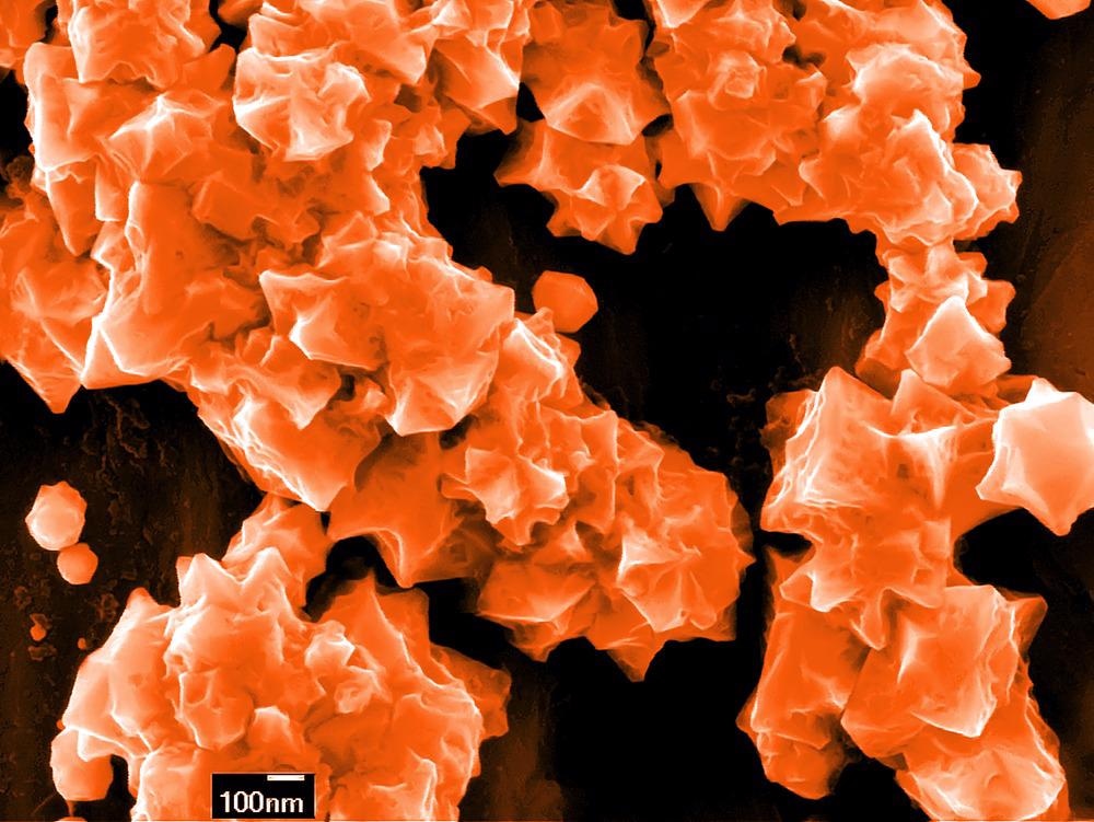 New Method to Assemble Single Nanocrystals Suggested
