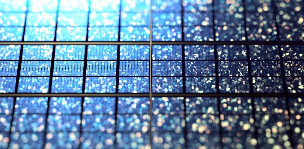 Benefits of Multi-Layer Silicon Nanoparticles in Ultrathin Solar Cells