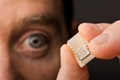Researchers Develop Test Device to Study Integration of Nanowires to Build Nanocircuits