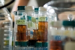 Postdoctoral Researcher Receives UB Entrepreneurship Award for Founding Nanobiotix