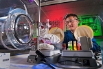 Poster on Solution-Based Nanoengineering of Multifunctional Coatings Earns Outstanding Award