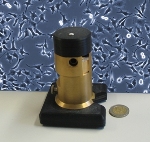 Space-saving, Cost-effective Microscope for Time-Lapse Observation of Cell Cultures