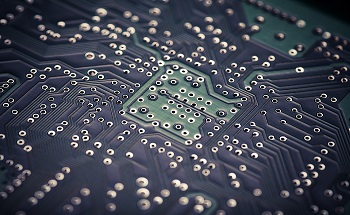 Energy-Saving Single Electron Transistors for Internet of Things