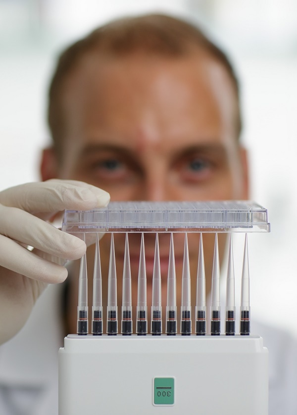 Pipetting Tips - Straight as a Plate or as Uneven as a Mountain Range?