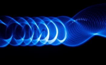 Acoustic Waves Used to Drive Fluids at the Nanoscale