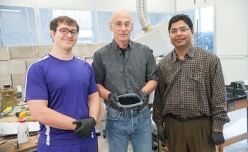 Physicists Patent Detonation Technique to Mass-Produce Graphene