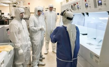 Local Students Learn About Nanoscale Science and Engineering During Stanford Tours