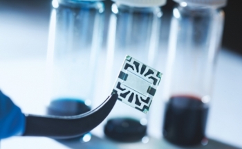 MIT Researchers Use Graphene to Create Transparent, Flexible Solar Cells
