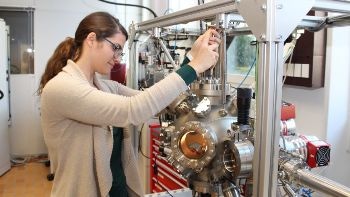Researchers Move Closer to Making Nanotransistors by Using Graphene