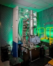 Innovative Electron Microscopy Delivers Damage-Free Tracking of Isotopes in Amino Acids at Nanoscale