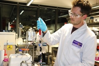 National Graphene Institute and LifeSaver Sign New Research Project to Advance Graphene Technology