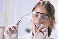 Stretchable, Ultrasensitive Gas Sensors Based on Nanocomposites