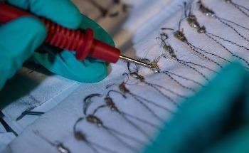 Scientists Develop Woven Nanotube Fibers Capable of Converting Heat into Energy