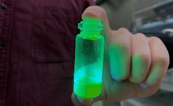 ITMO Scientists Create Water-Resistant Perovskite Nanocrystals for Studying Living Cells