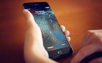 Science is Looking at Ways to Self-Heal Cellphones
