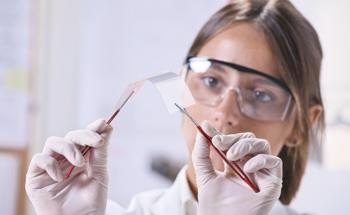 Simulation Reveals Graphene Can Help Optimize Metallic Glass