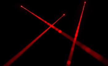 Researchers Use Ultrafast Lasers to Nanopaint Structural Colors