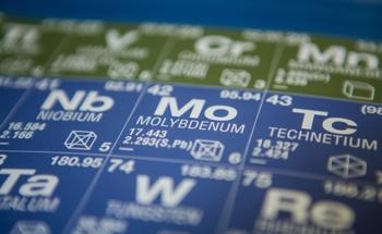 MoO2 Quantum Dots Strengthen Copper Composites