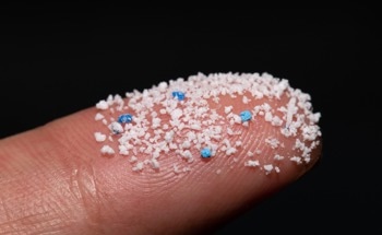 Eco-Friendly Filtration of Microplastics Using Iron Oxide Nanoparticles