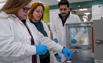 Analyzing the Mechanisms of Drying and Dispersing Nanocrystals Easily